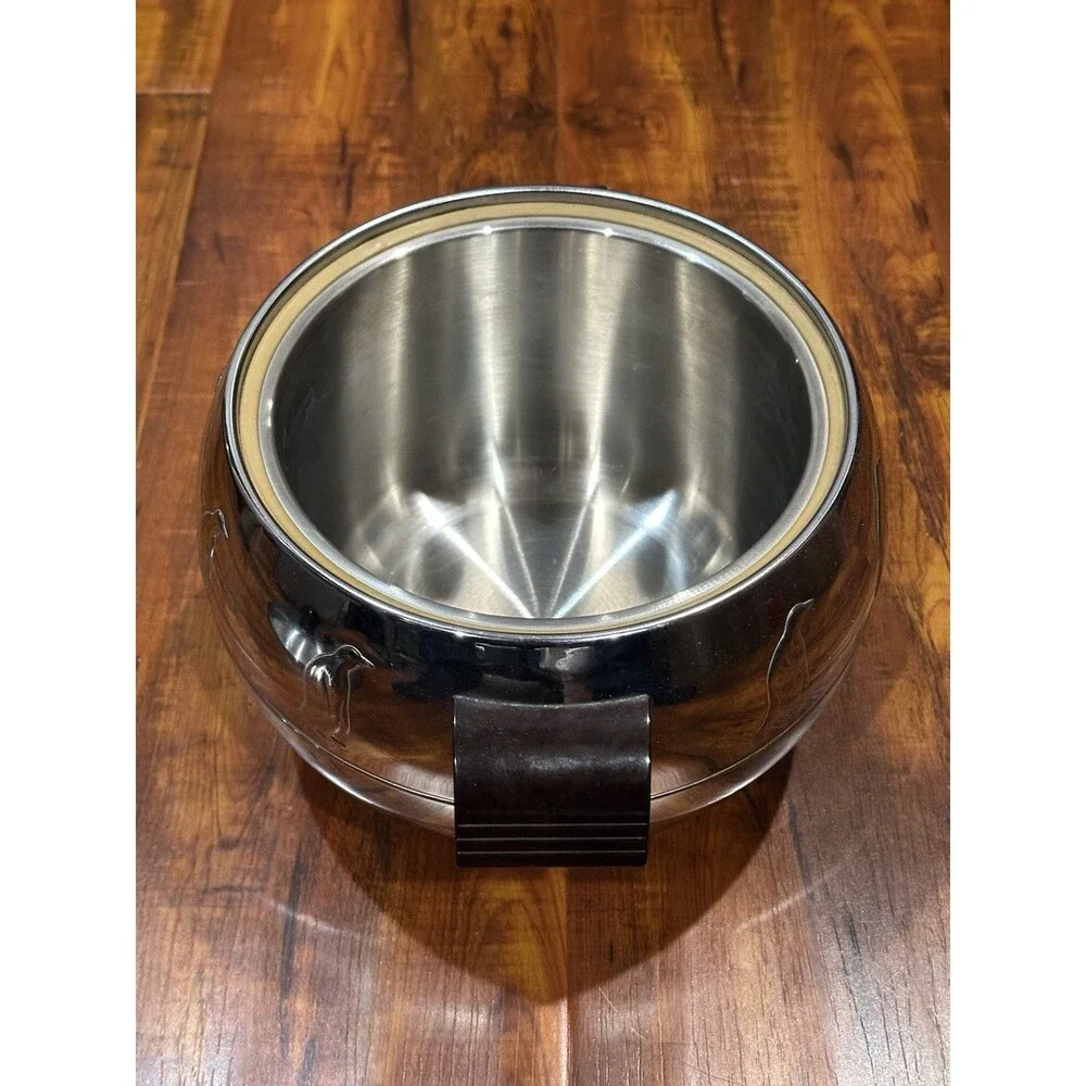 MCM West Bend PENGUIN Ice Bucket Hot & Cold Server with Lid Bakelite Handles EUC